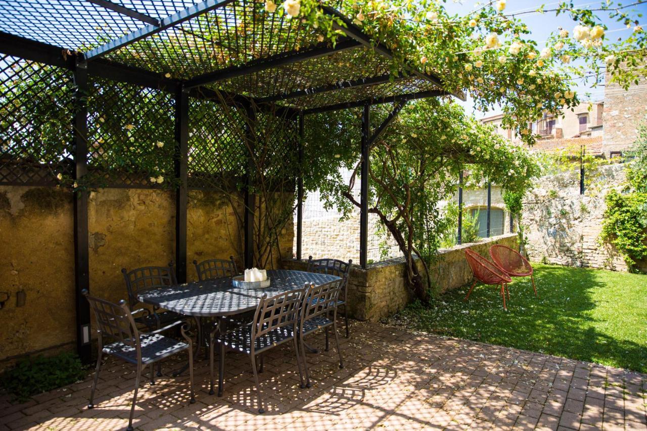 The Tower'S Garden Apartment San Gimignano Exterior foto