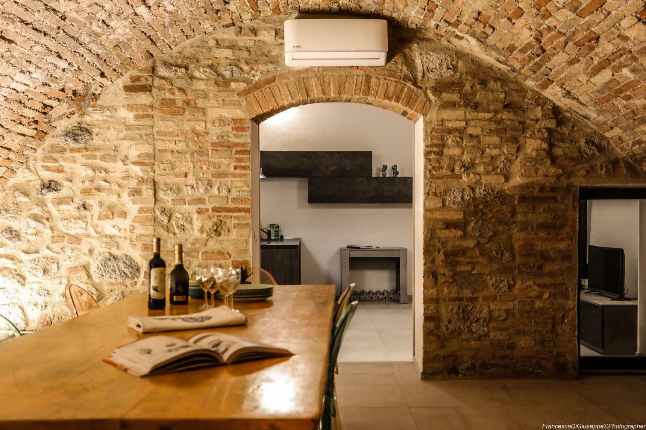 The Tower'S Garden Apartment San Gimignano Exterior foto