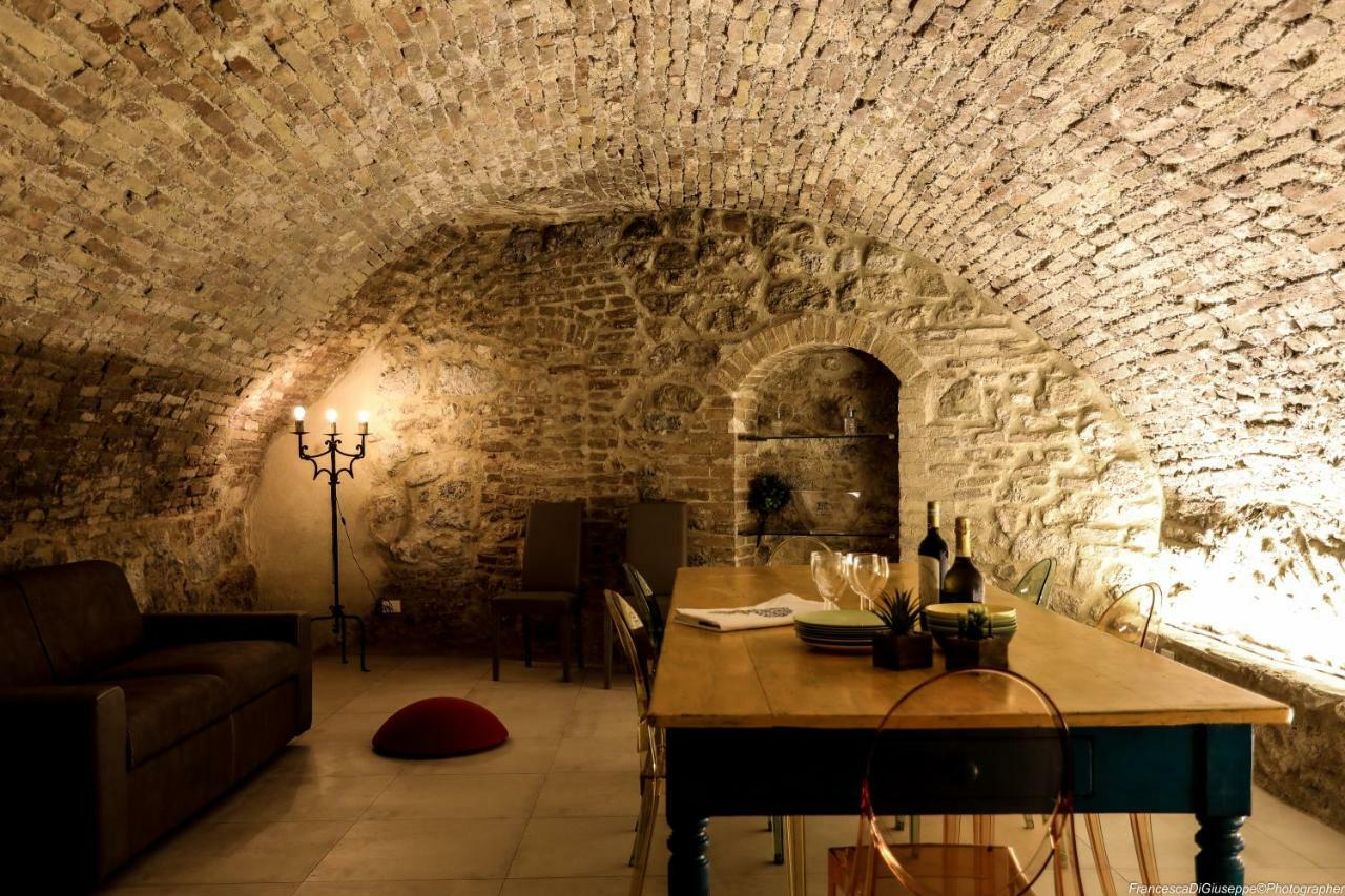 The Tower'S Garden Apartment San Gimignano Exterior foto